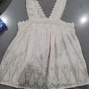 Woman's sleeveless babydoll top